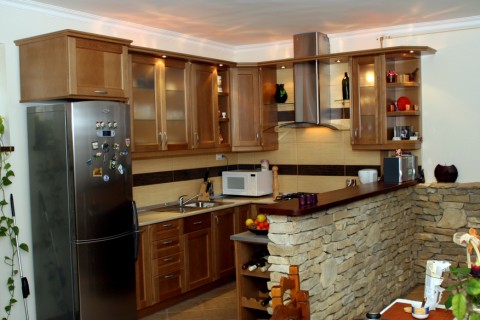 Egyedi tervezs s kszts sarok konyha